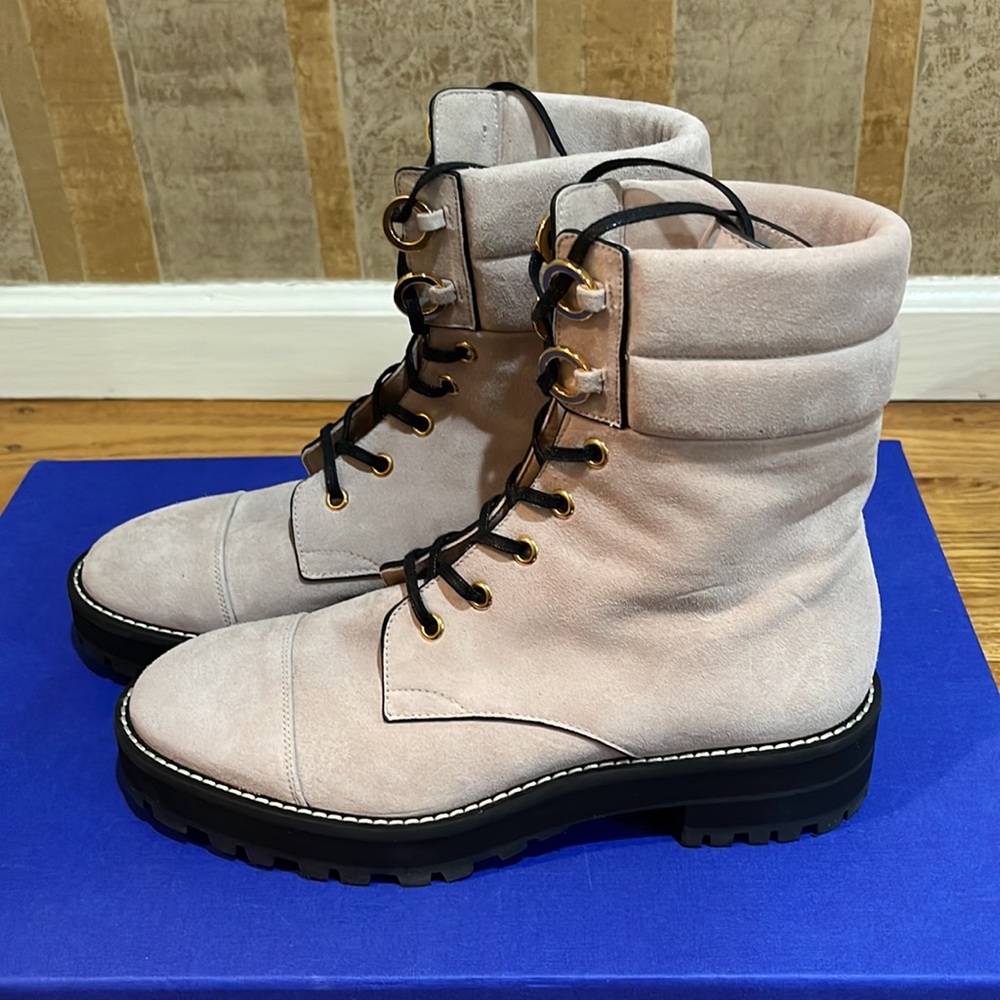 Stuart Weitzman Lexy Boot Size 6